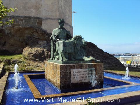 Statue of King Sancho the Great, in front of the Castle of Guzman the Good